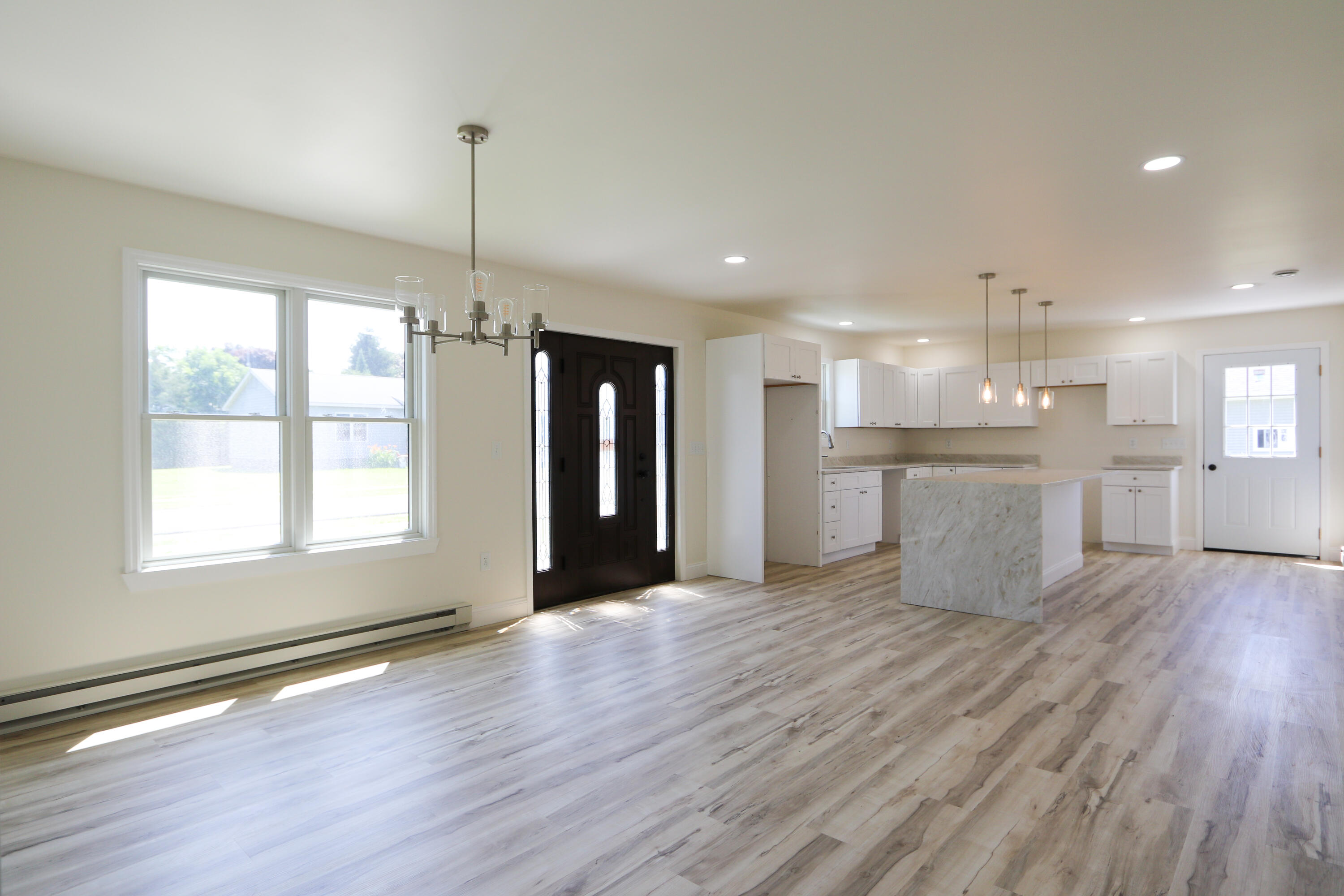 28 Delaware Street Rouses Point, NY 12979 - Photo 4 of 39