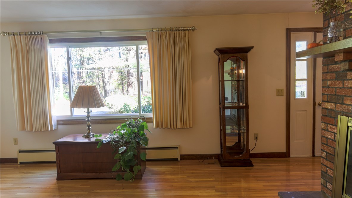112 Clarke Road Scituate, RI 02831 - Photo 10 of 30