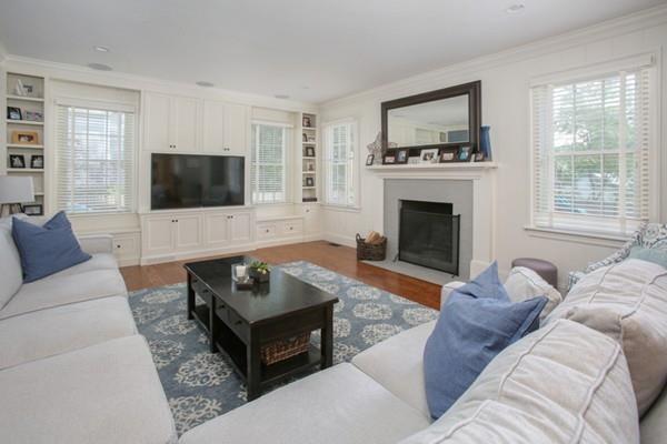 30 Upland Road Needham, MA 02492 - Photo 3 of 18