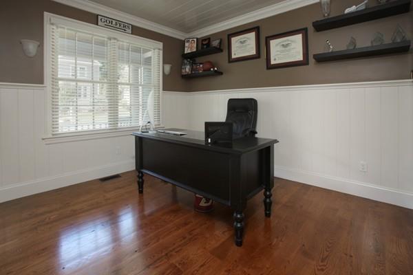 30 Upland Road Needham, MA 02492 - Photo 7 of 18