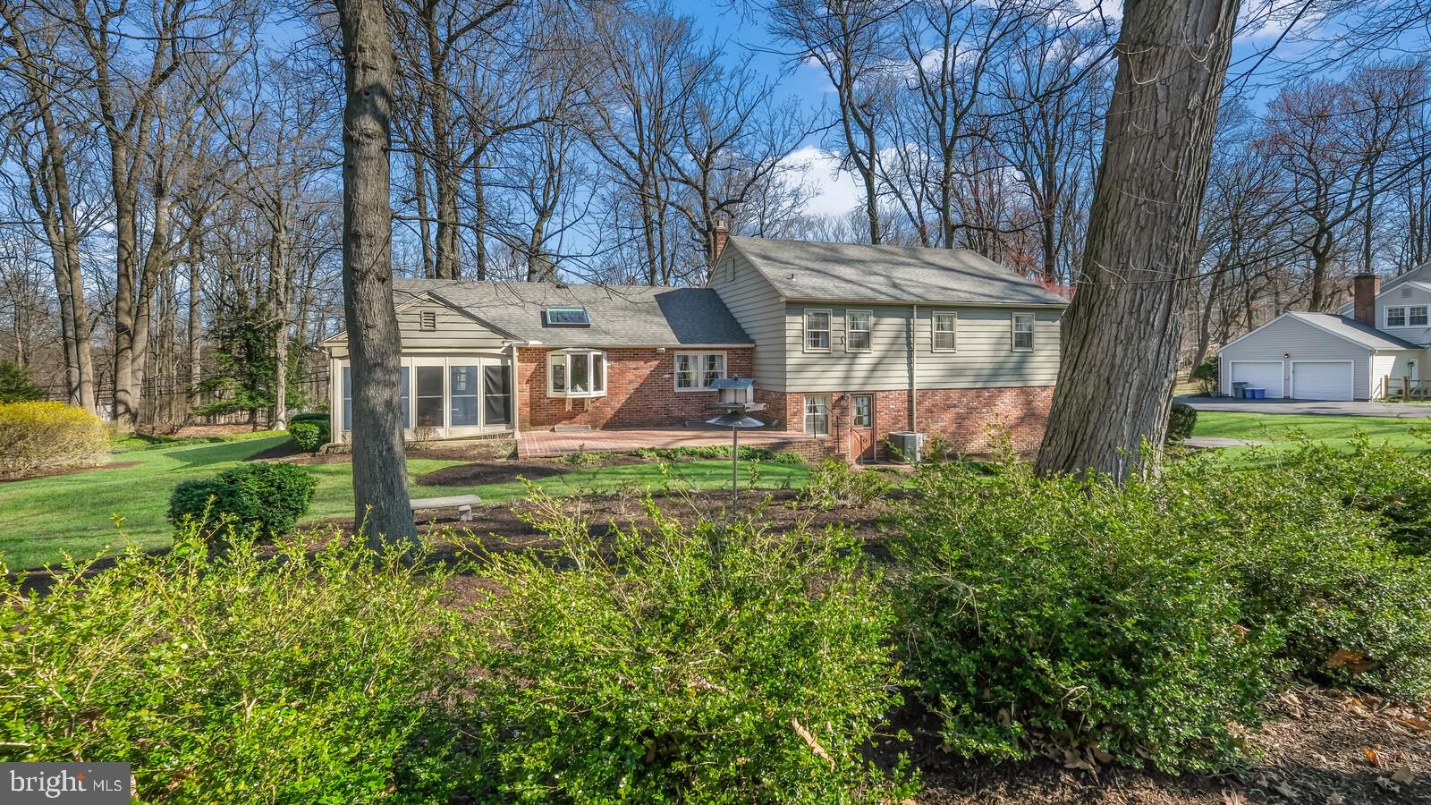2070 North Providence Road Media, PA 19063 - Photo 29 of 43 Beautiful Beautiful Mature Landscaping