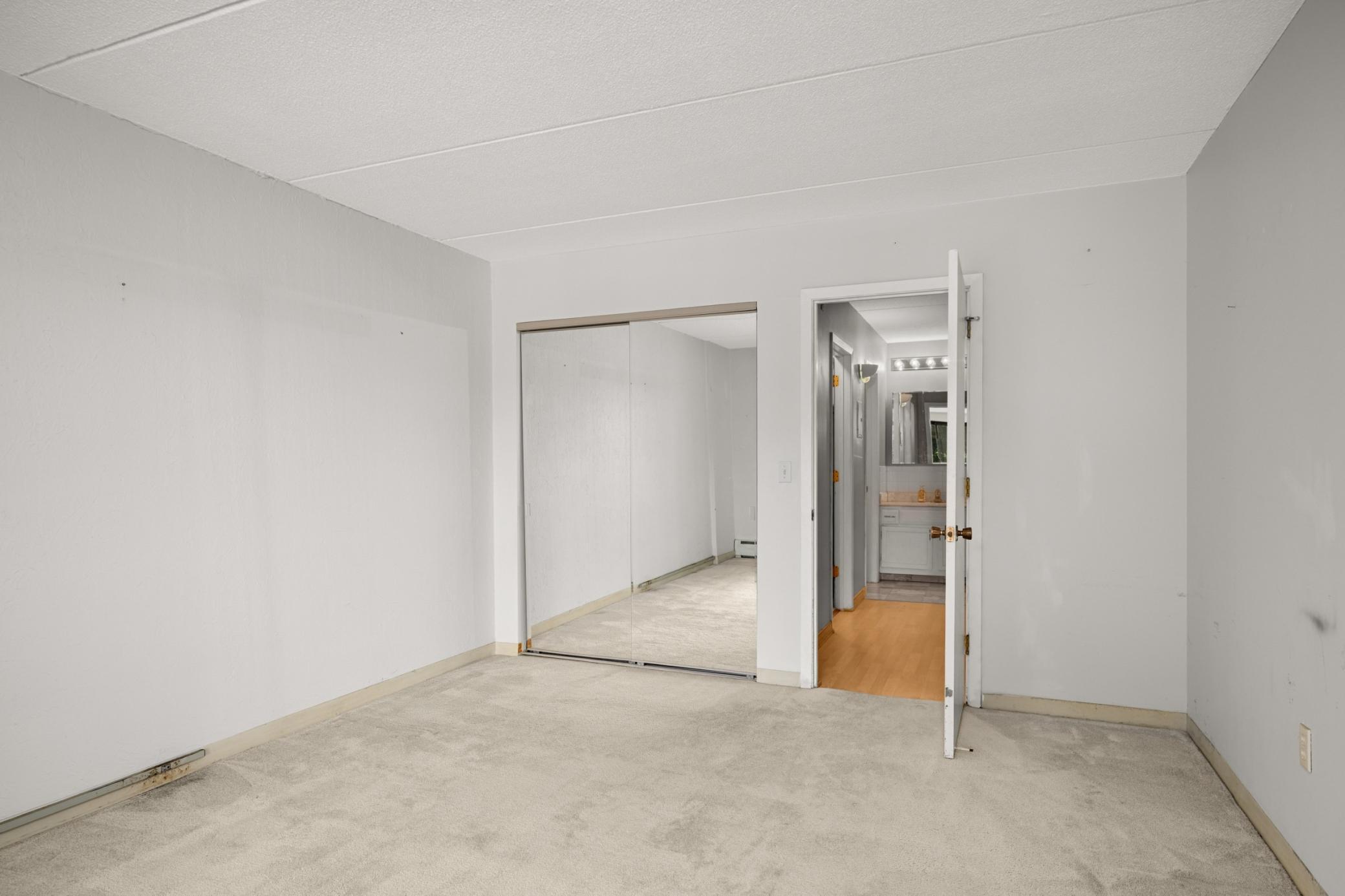 10501 Cedar Lk Road South, Unit 413 Hopkins, MN 55305 - Photo 13 of 30