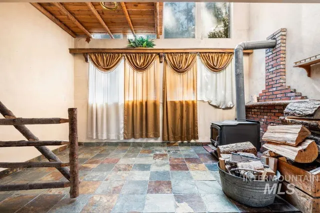 $329,900 | 2026 Silcott Hills Road, Clarkston, WA 99403