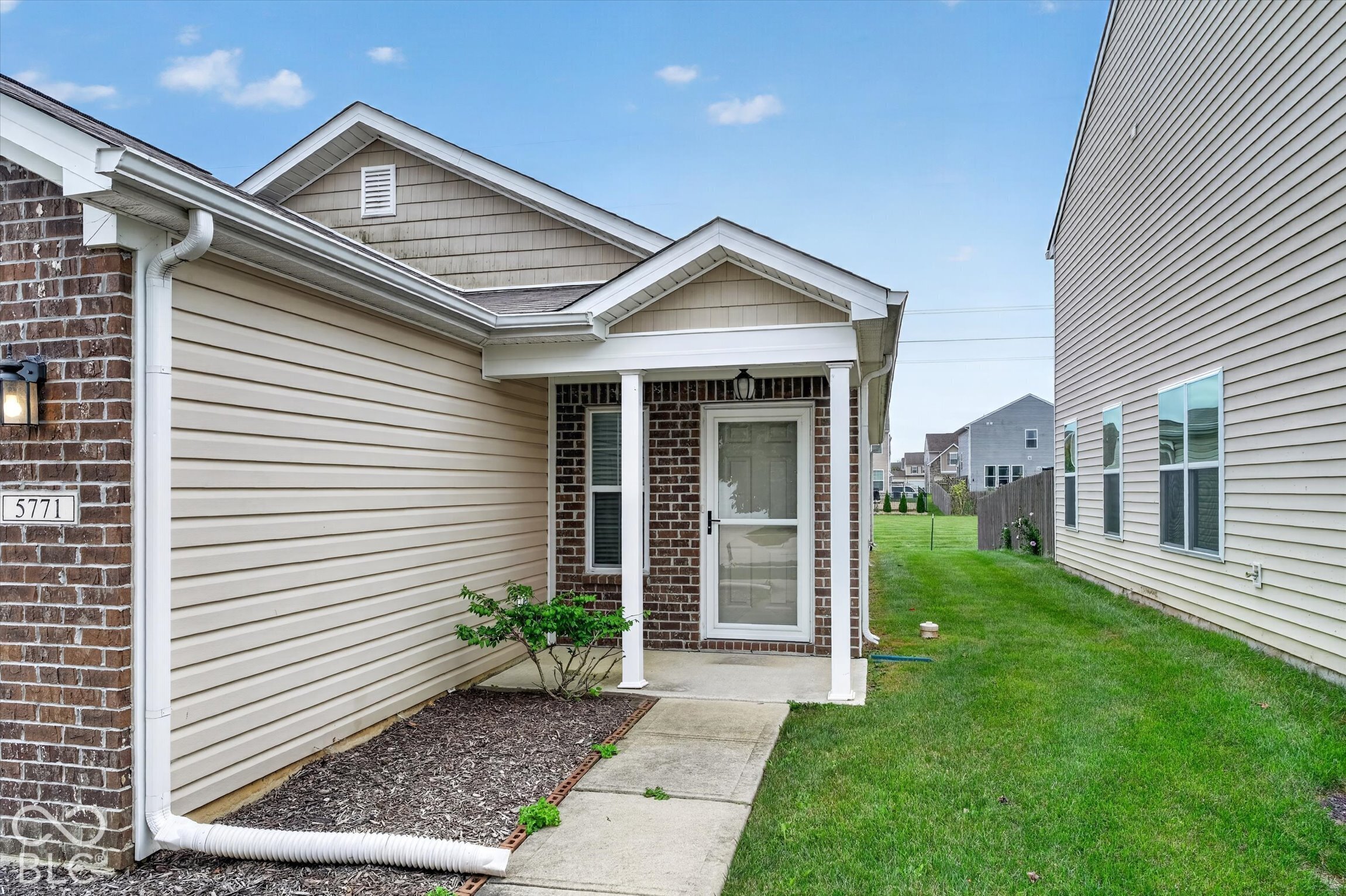 5771 White Pine Road Whitestown, IN 46075 - Photo 3 of 33 Gallery Image 3