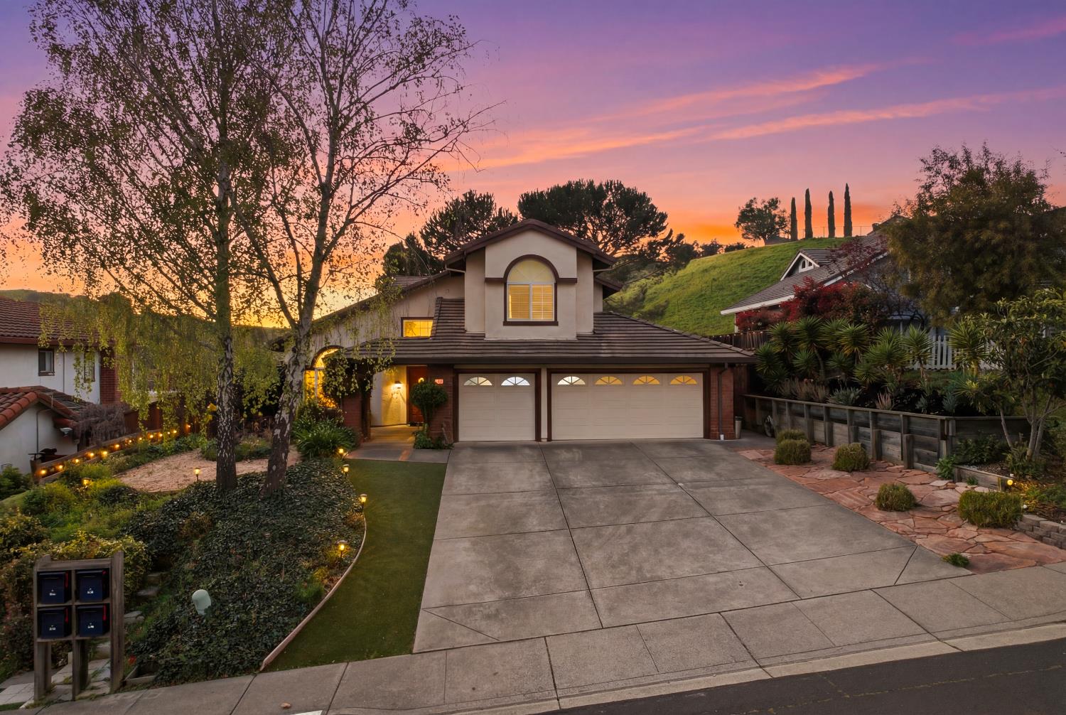 248 Carson Street Hercules, CA 94547 - Photo 69 of 70 a front view of a house with a yard and garage