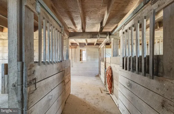 $900,000 | 109 Apple Grove School Road, Camden Wyoming, DE 19934