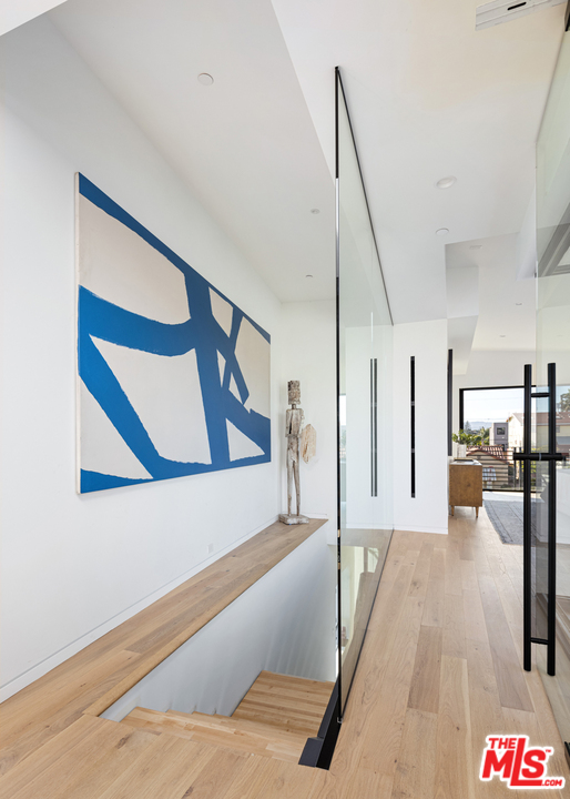 700 Brooks Avenue Venice, CA 90291 - Photo 35 of 53