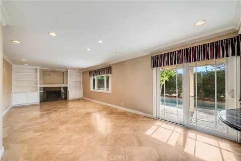 $2,085,000 | 2751 Canary Drive, Costa Mesa, CA 92626