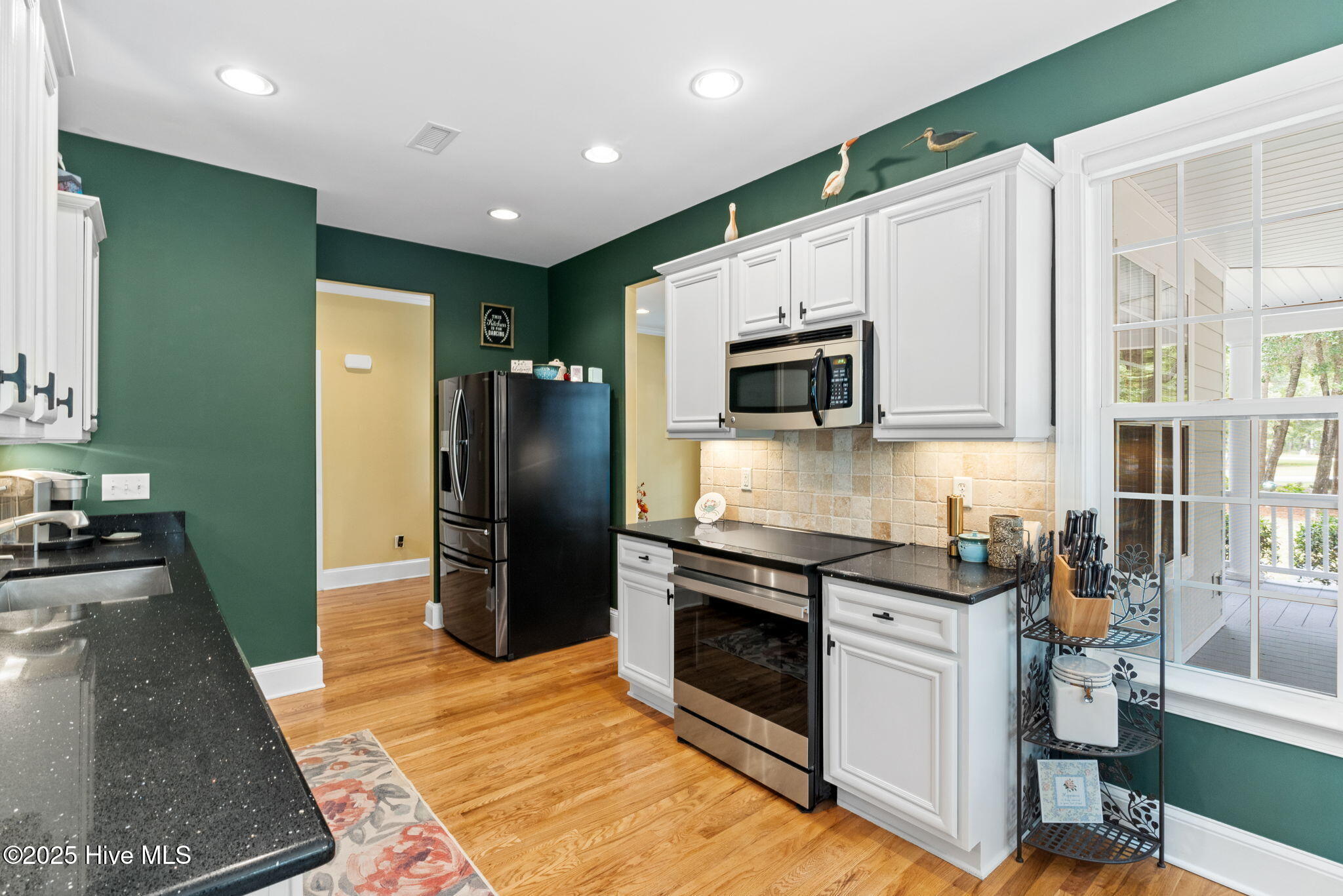 2182 Clambake Court Southwest Supply, NC 28462 - Photo 15 of 68 32-web-or-mls-CAMMediaLLC.com 2182-10