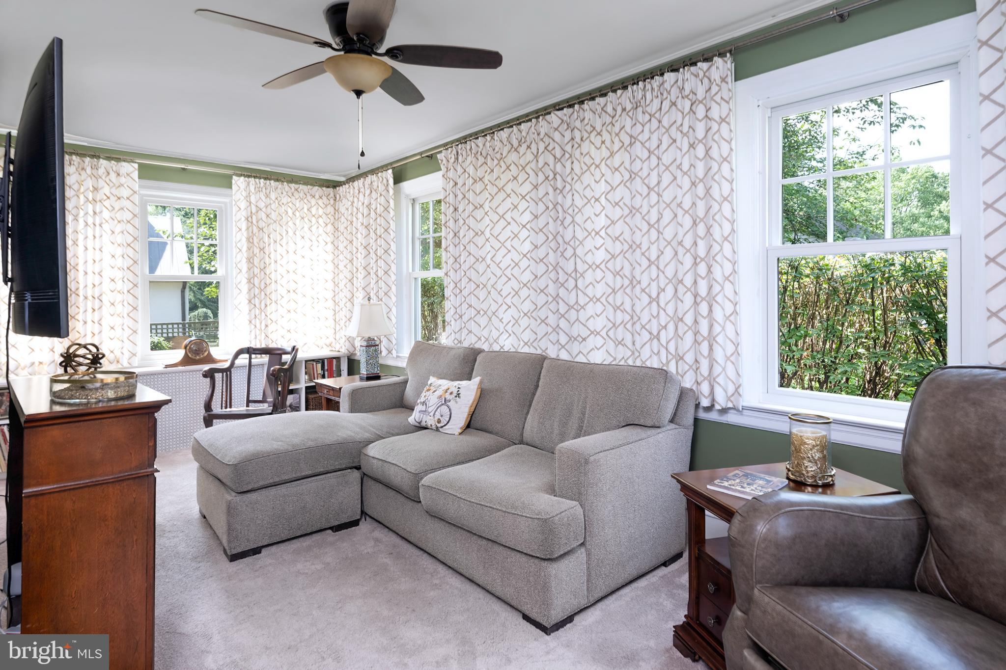 16 Effingham Road Yardley, PA 19067 - Photo 7 of 33 Bright and inviting living space with charm.