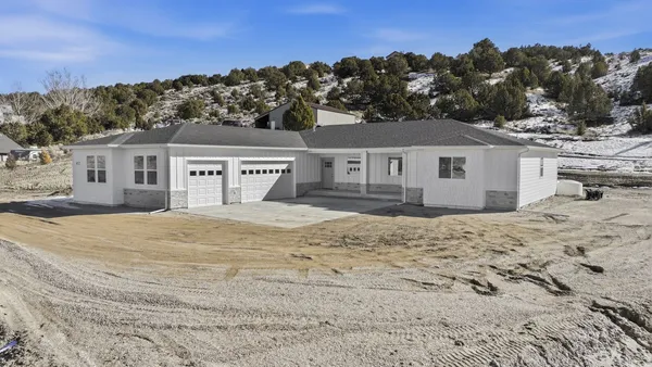 $595,000 | 452 Country Club Plaza, Spring Creek, NV 89815
