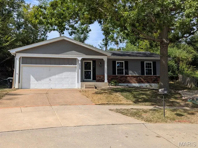 $240,000 | 2973 Royal Gorge Lane, St. Louis, MO 63129