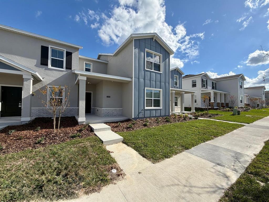 2344 Rider Rain Lane Apopka, FL 32703 - Photo 2 of 29