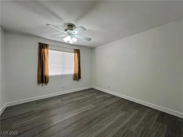 $2,700 | 9449 Amber Valley Lane, Las Vegas, NV 89134