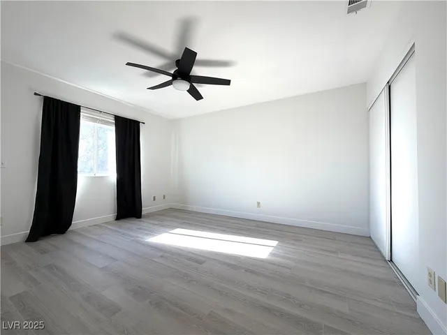 $2,600 | 9449 Amber Valley Lane, Las Vegas, NV 89134