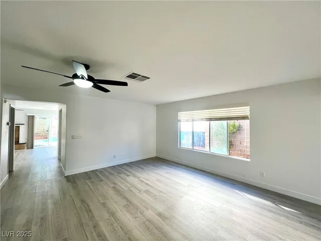 $2,600 | 9449 Amber Valley Lane, Las Vegas, NV 89134