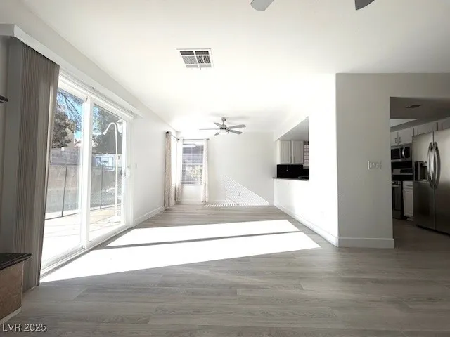 $2,700 | 9449 Amber Valley Lane, Las Vegas, NV 89134