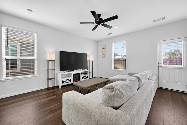 $2,000 | 17843 Plow Horse Lane, Hockley, TX 77447