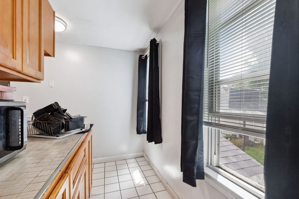 32 Park Road, Unit 1 Brockton, MA 02301 - Photo 3 of 20 Gallery Image 3