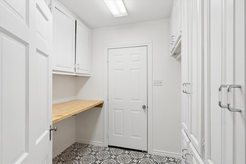 3600 Westcliff Road South Fort Worth, TX 76109 - Photo 24 of 38 a bathroom with a sink