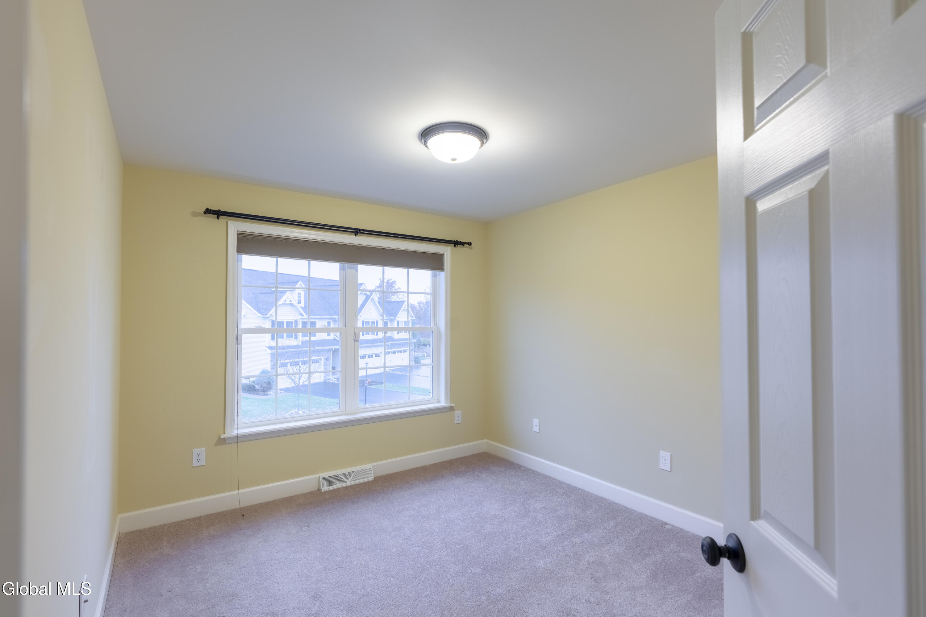 27 Hillman Loop Round Lake, NY 12151 - Photo 24 of 34 27 Hillman-20