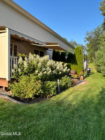 $520,000 | 27 Hillman Loop, Round Lake, NY 12151