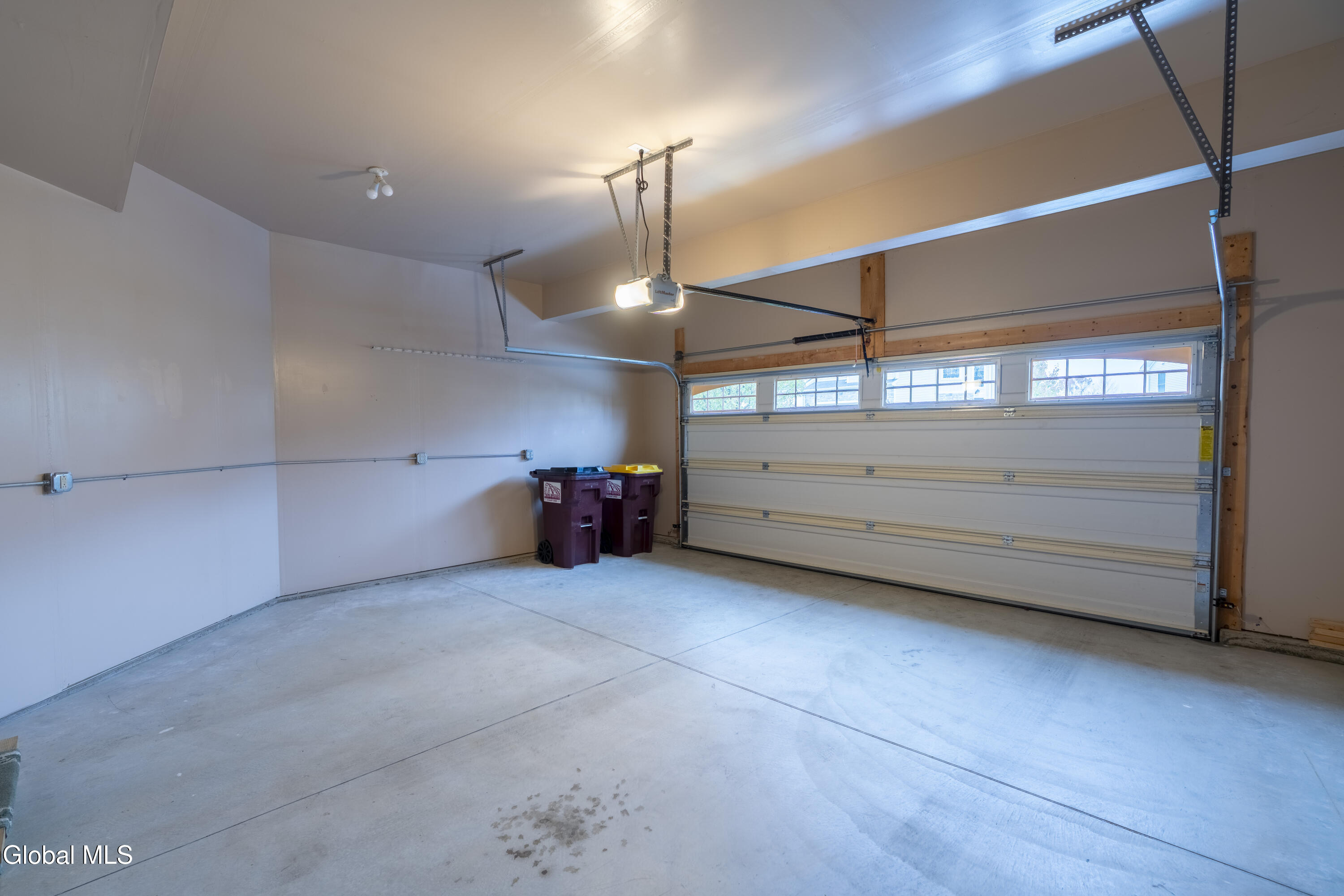 27 Hillman Loop Round Lake, NY 12151 - Photo 29 of 34 27 Hillman-23