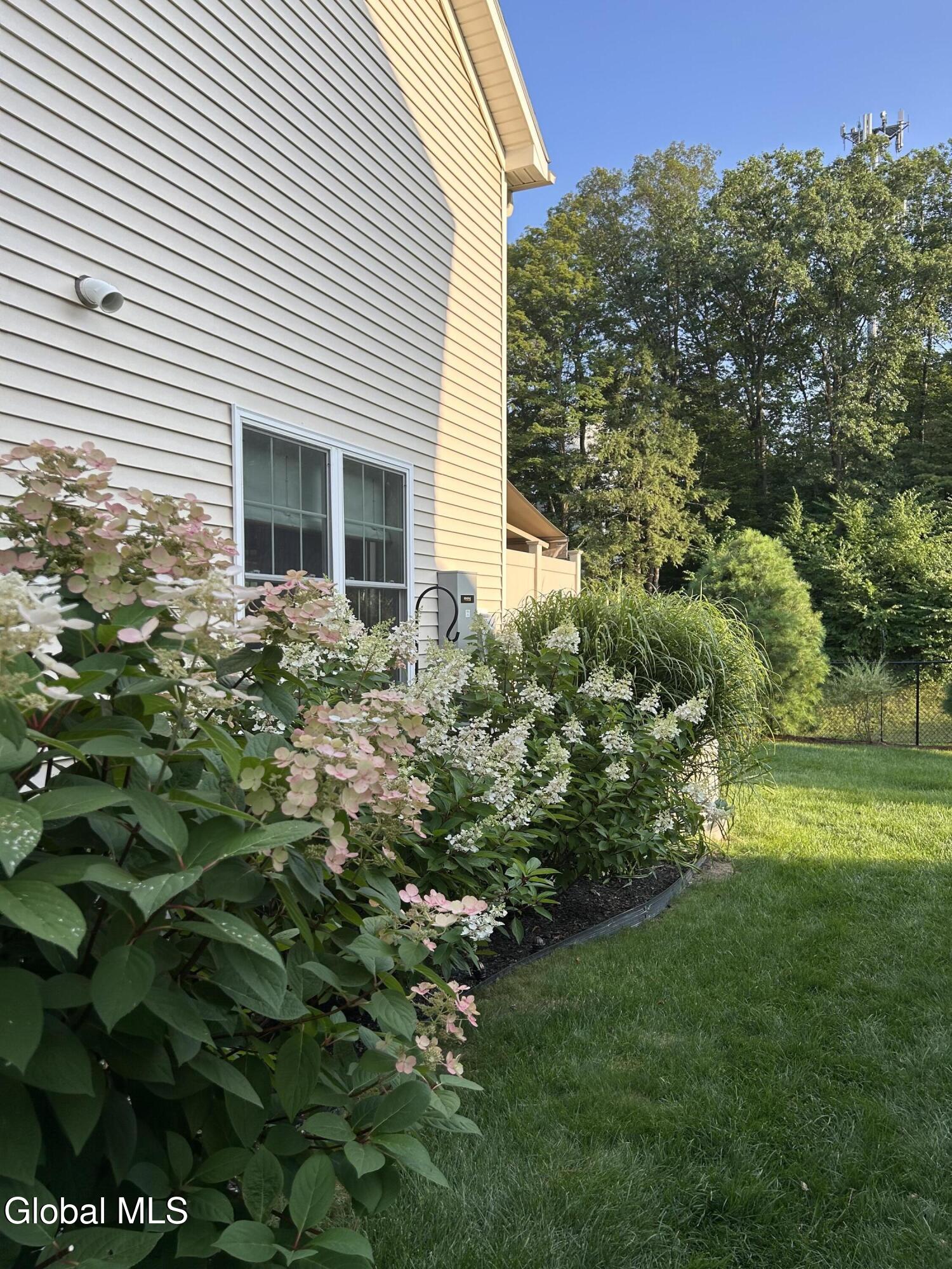 27 Hillman Loop Round Lake, NY 12151 - Photo 4 of 34 IMG_8678