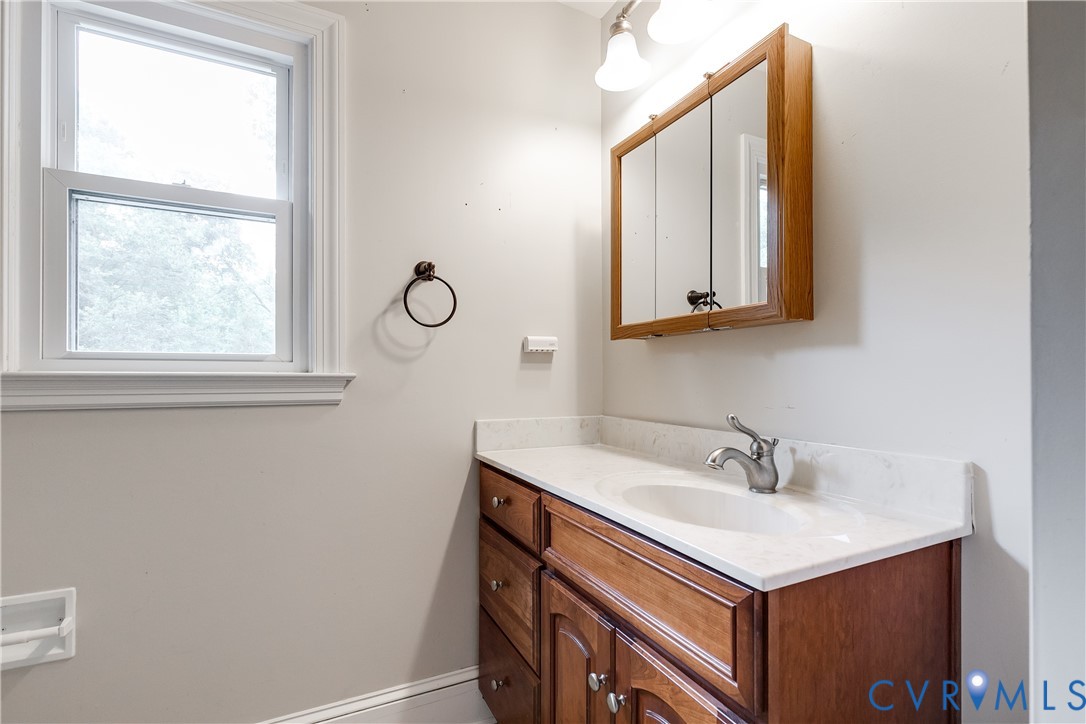 3924 Belspring Road Chester, VA 23831 - Photo 27 of 44