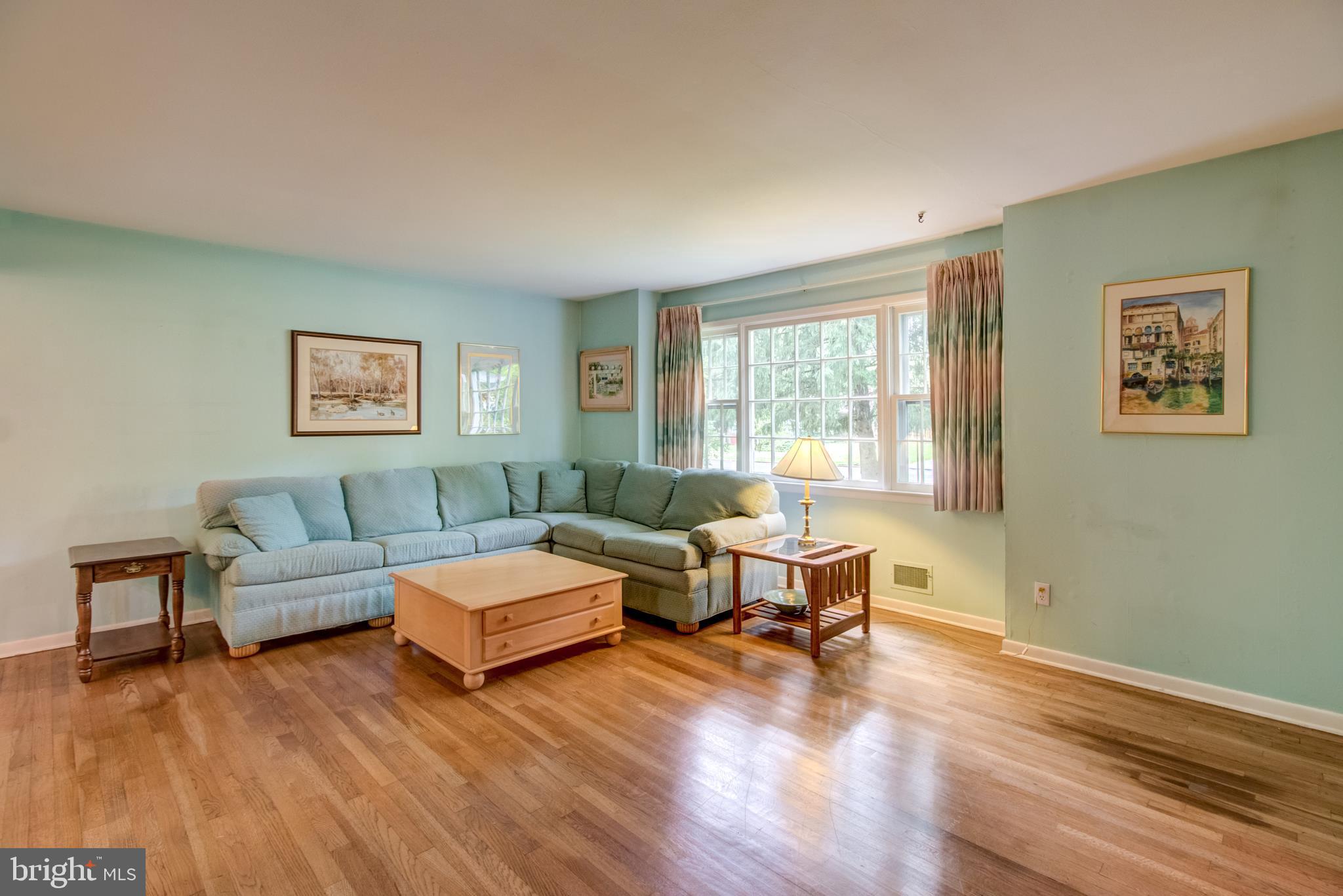 15 Brooktree Road East Windsor, NJ 08520 - Photo 13 of 26 Gallery Image 13
