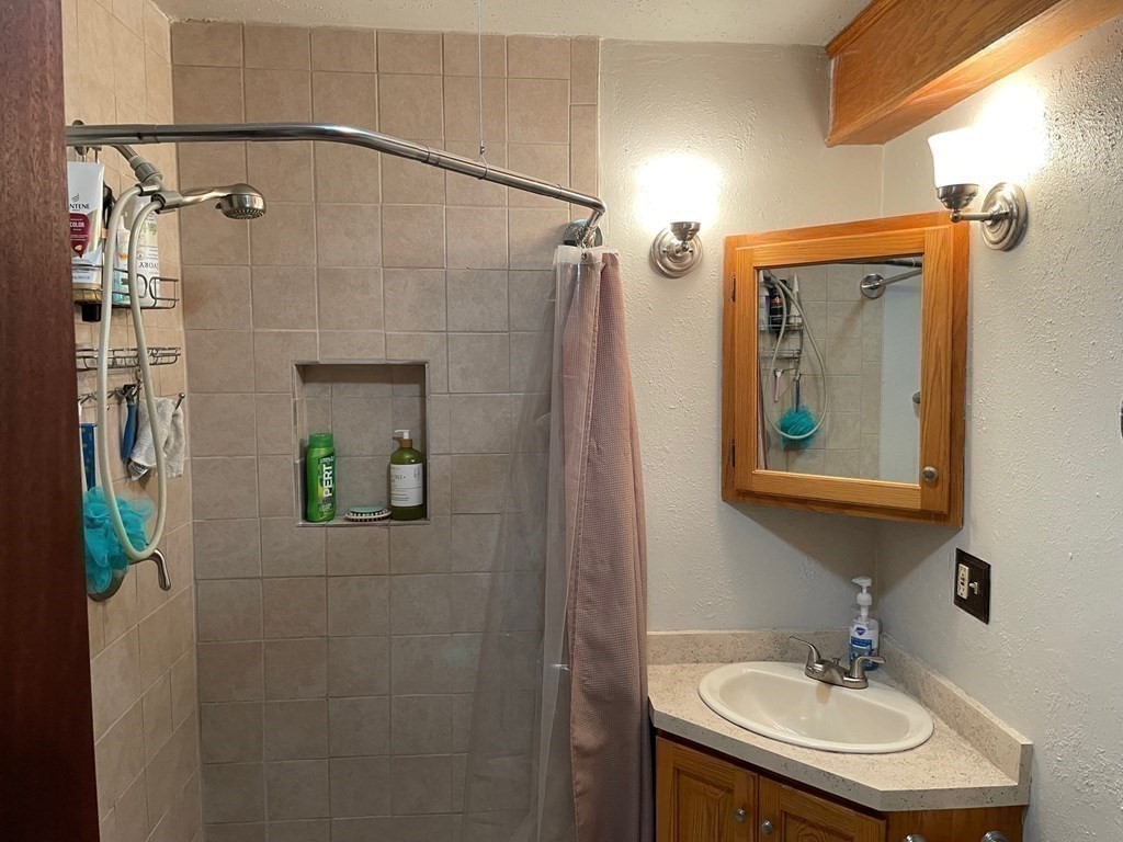 136 Allen Road Belchertown, MA 01007 - Photo 28 of 42 Gallery Image 28