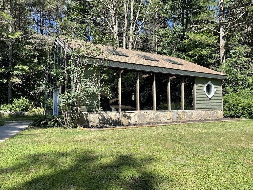 136 Allen Road Belchertown, MA 01007 - Photo 3 of 42 Gallery Image 3