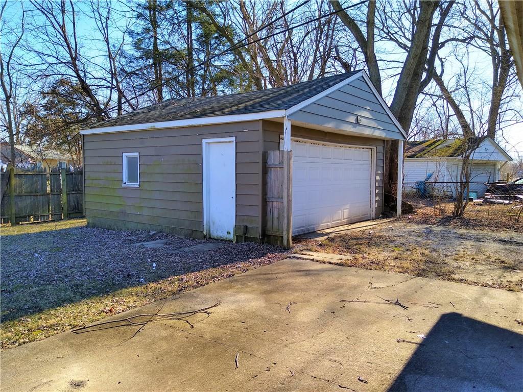 3193 Normandy Road Indianapolis, IN 46222 - Photo 14 of 16