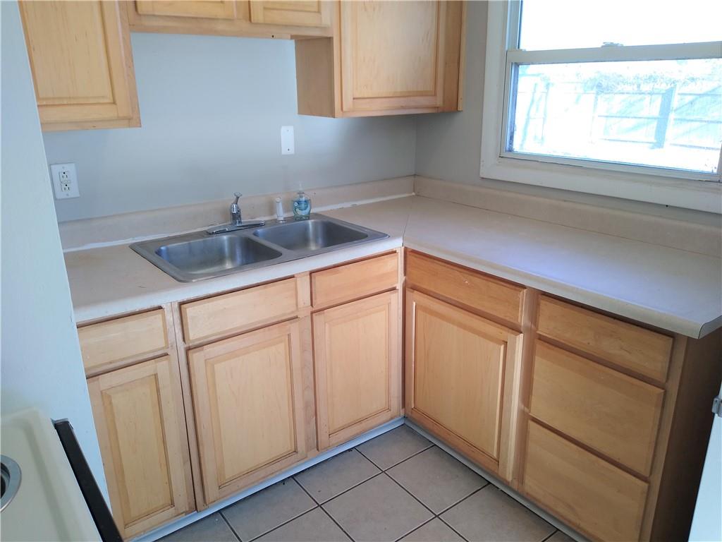 3193 Normandy Road Indianapolis, IN 46222 - Photo 5 of 16