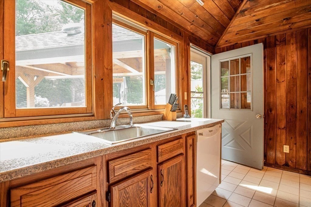 29 Manomet Road Sharon, MA 02067 - Photo 15 of 42 Gallery Image 15