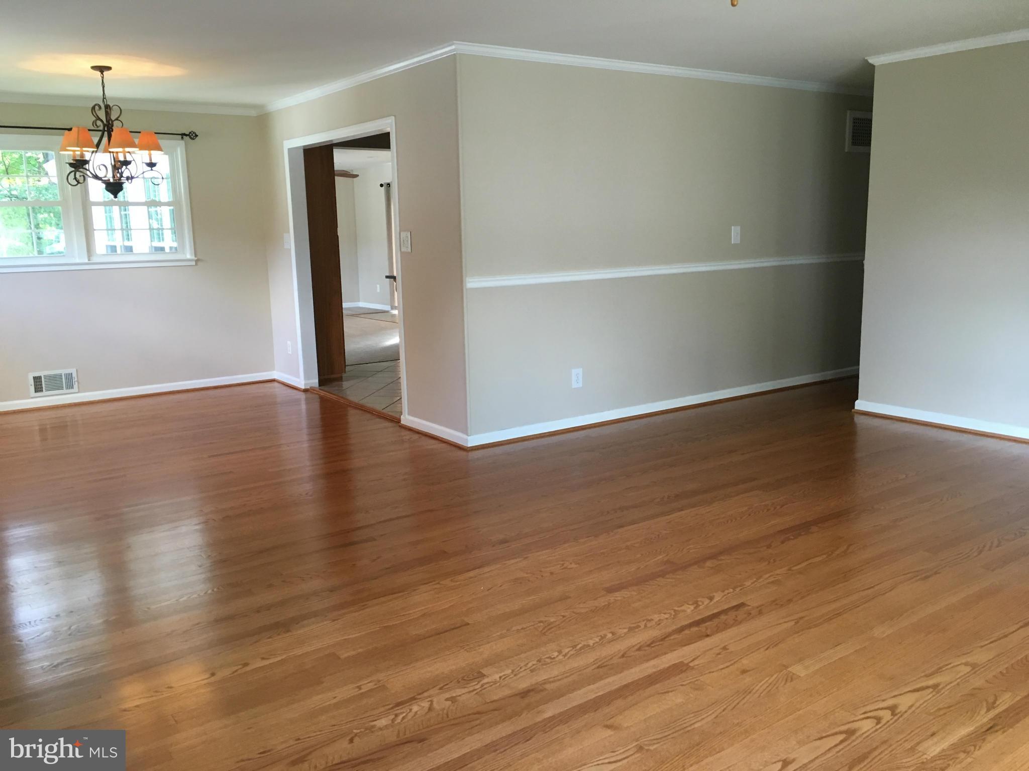 7617 Gresham Street Springfield, VA 22151 - Photo 5 of 28 Interior (General)