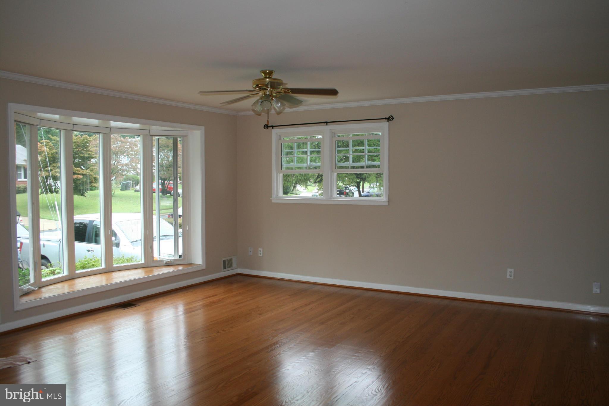 7617 Gresham Street Springfield, VA 22151 - Photo 6 of 28 Interior (General)