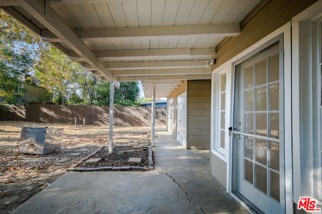 7037 Rhea Avenue Reseda, CA 91335 - Photo 31 of 35 Gallery Image 31