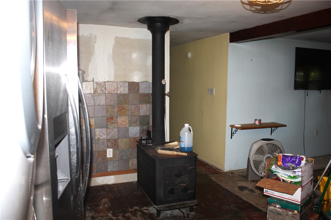 581 Saugatucket Road South Kingstown, RI 02879 - Photo 5 of 14 Kitchen