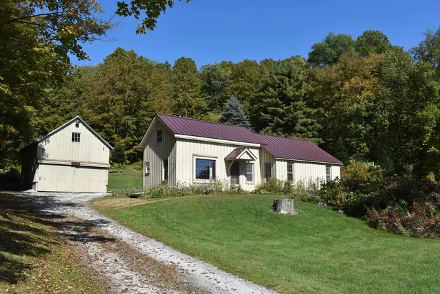 $395,000 | 194 Wood Lane, Brandon, VT 05733
