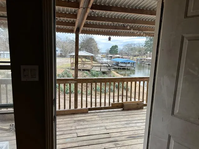 $1,000 | 16729 Malibu Drive, Unit 30, Flint, TX 75762