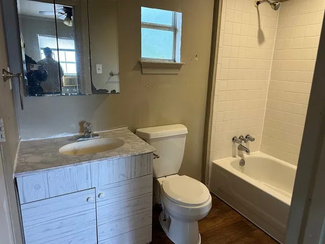 $1,000 | 16729 Malibu Drive, Unit 30, Flint, TX 75762