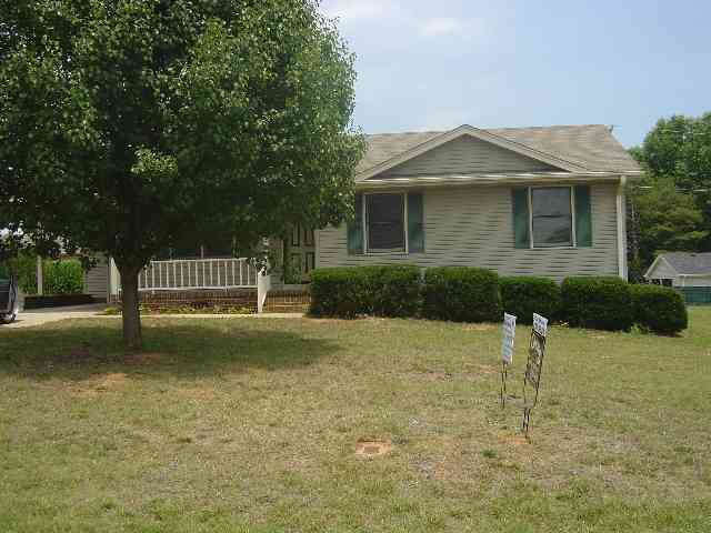 104 Spring Street Anderson, SC 29621 - Photo 1 of 9 Gallery Image 1