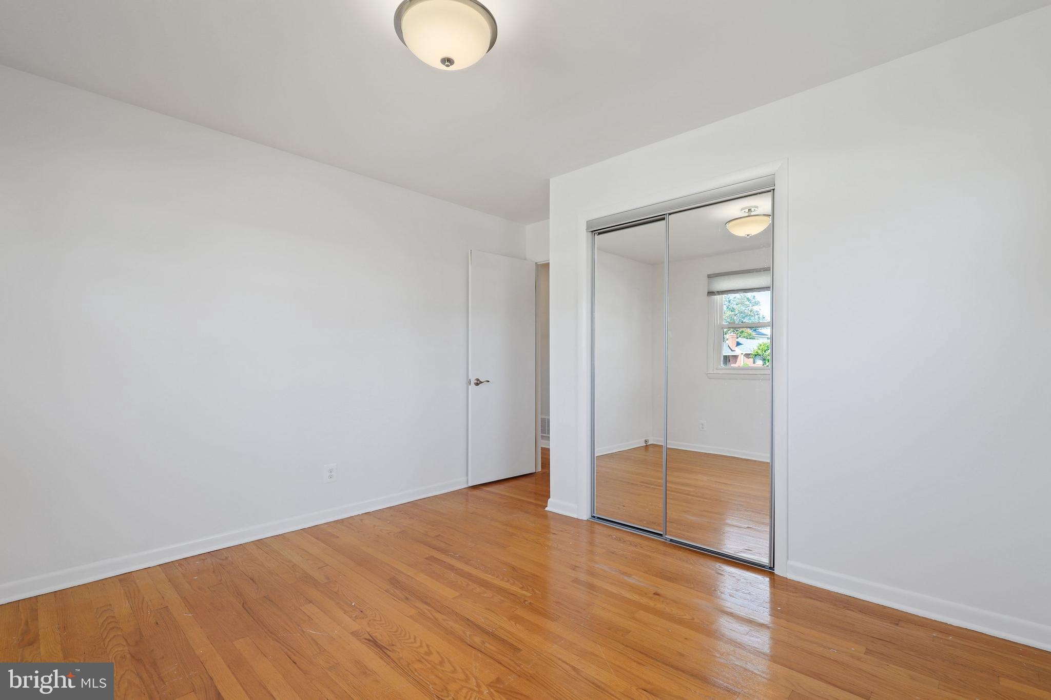 9515 Dawnvale Road Baltimore, MD 21236 - Photo 17 of 34
