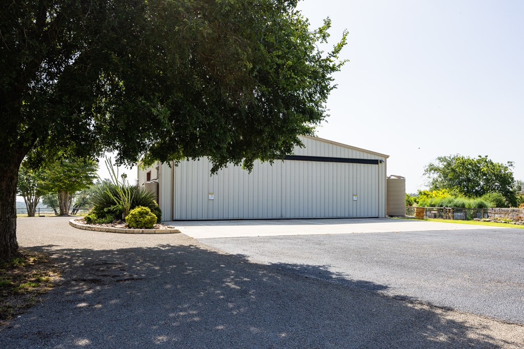 2377 Aviation Loop Fredericksburg, TX 78624 - Photo 51 of 76