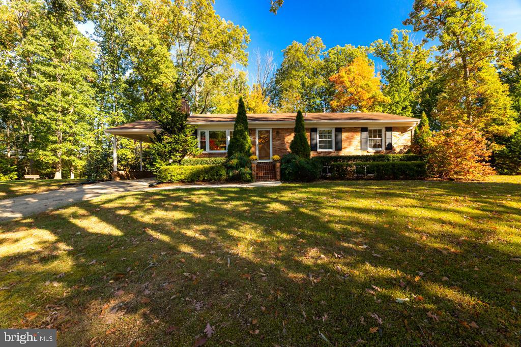 8113 Higham Road Lorton, VA 22079 - Photo 2 of 46 8113 Higham Road