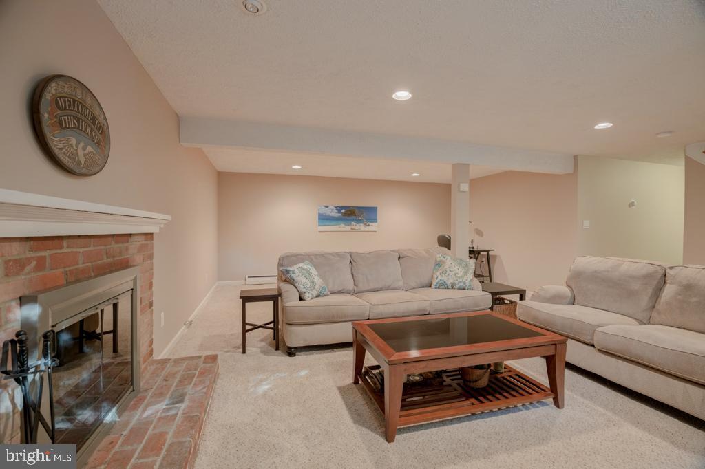 8113 Higham Road Lorton, VA 22079 - Photo 29 of 46 Rec Room