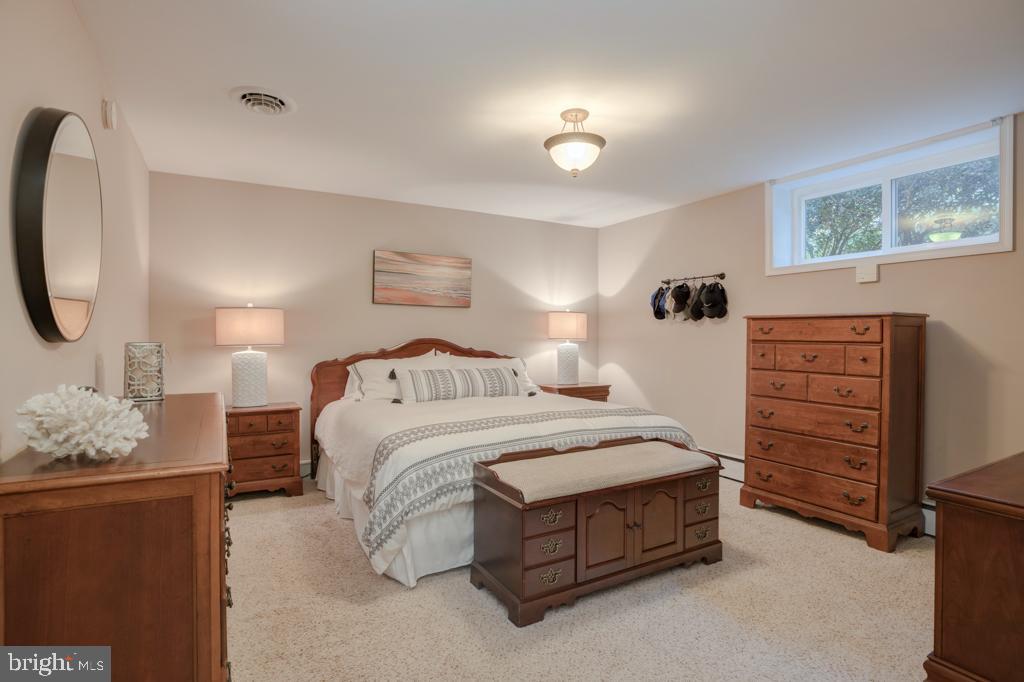 8113 Higham Road Lorton, VA 22079 - Photo 30 of 46 Fourth Bedroom