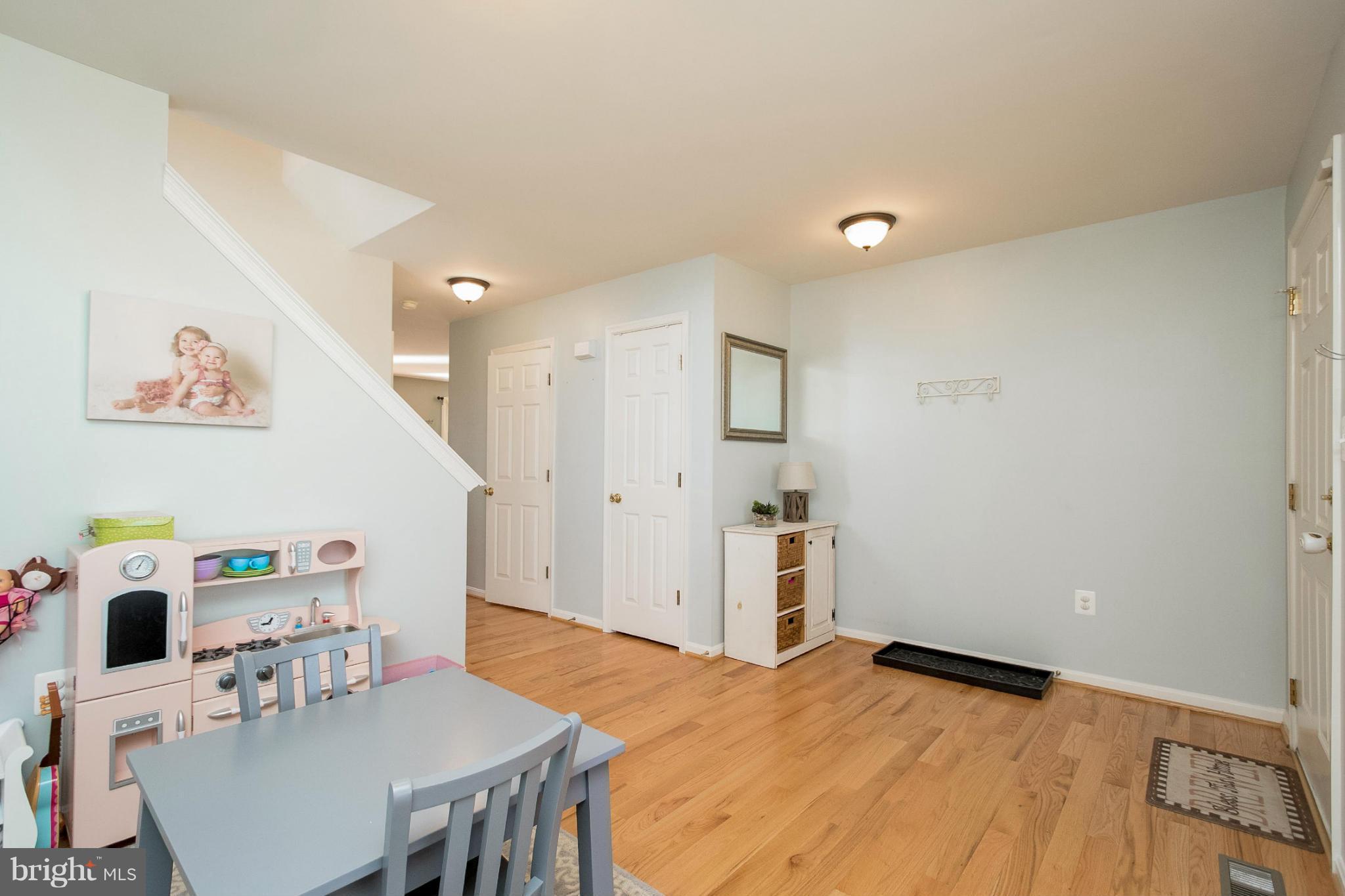 714 Blossom Tree Road Culpeper, VA 22701 - Photo 21 of 28 Living Room