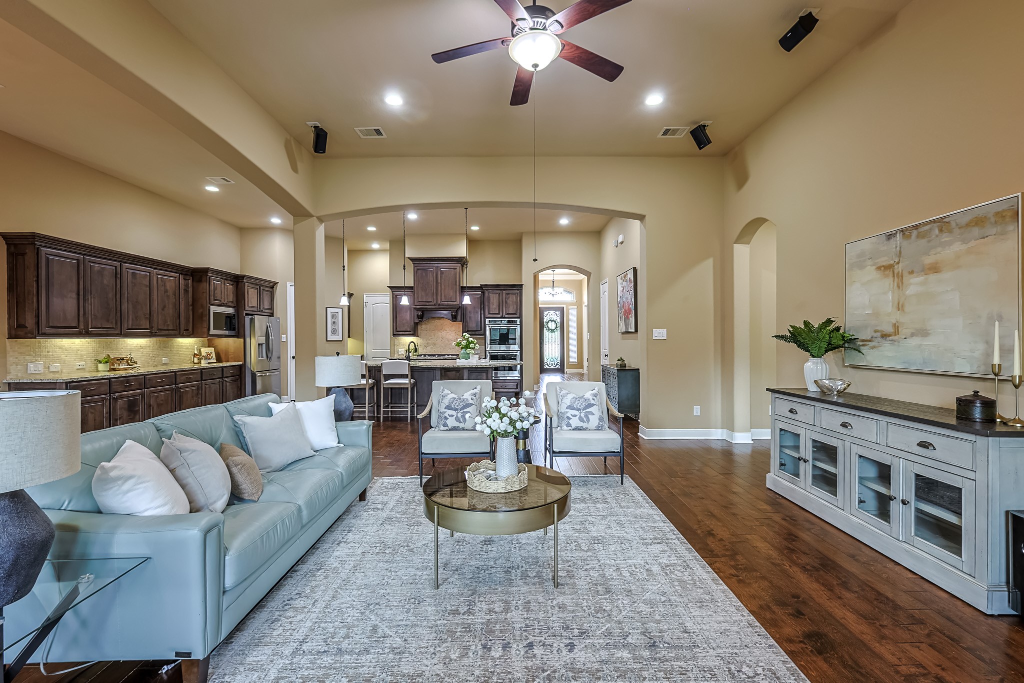 515 Mill Creek Road Pinehurst, TX 77362 - Photo 12 of 48 Good times with friends and family in spacious living area and outdoor kitchen and screened in patio.